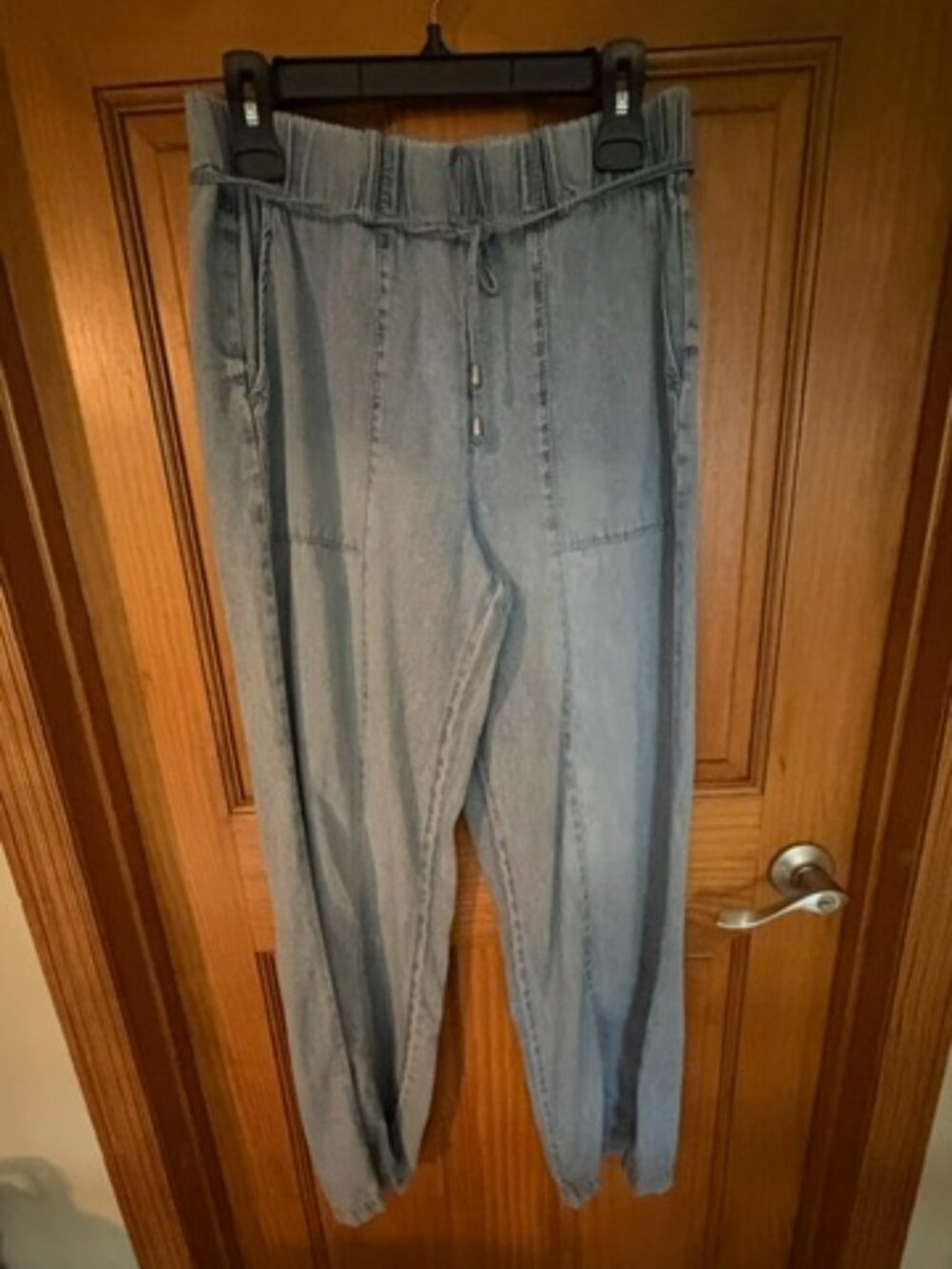 Kensie light wash wide leg jeans